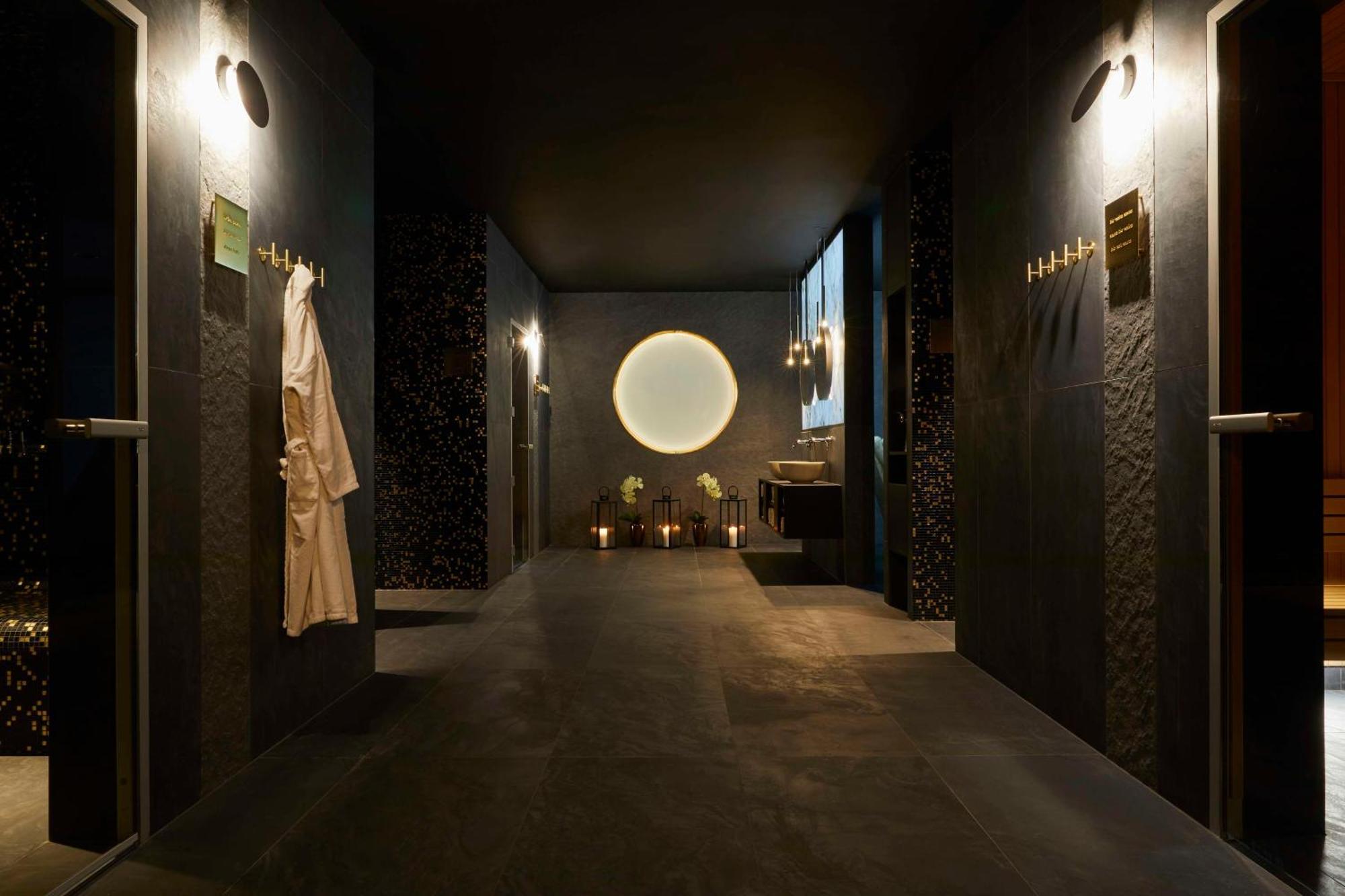 ホテル ケンピンスキー パレス ポルトロス ポルトローシュ エクステリア 写真 The spa at The Dorchester